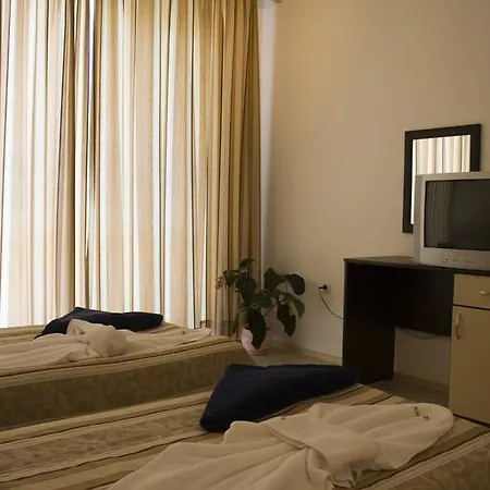 Sunny House Apart نيسيبار